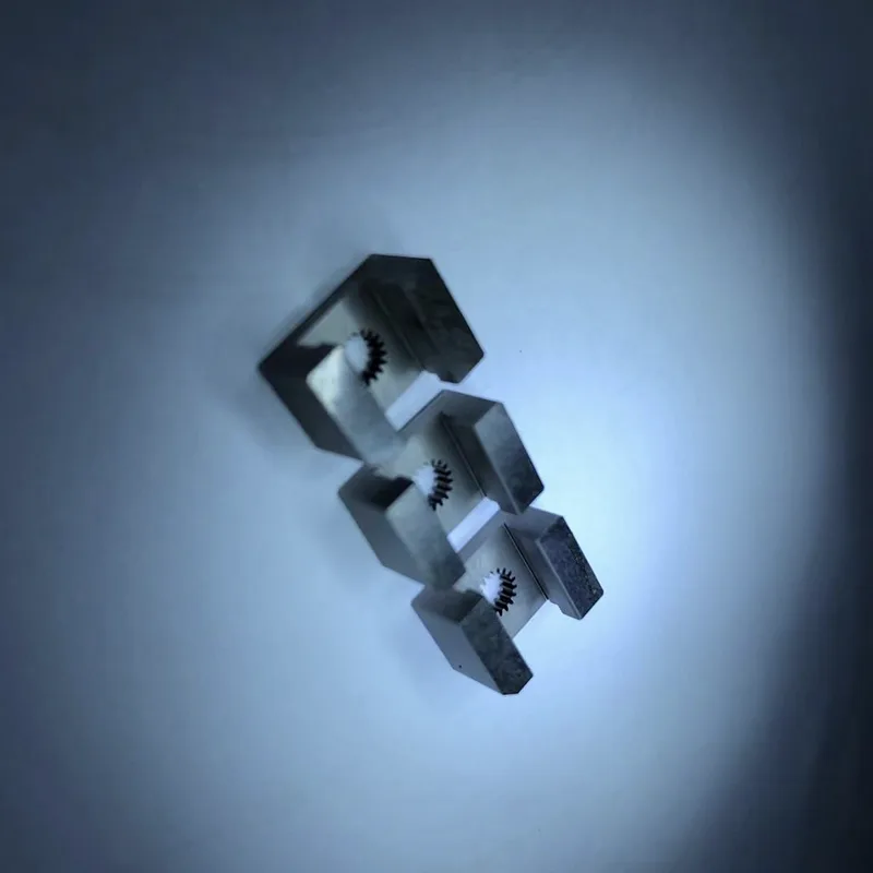 Редукторы для медленной обработки тонкой проволоки 0,05 мм