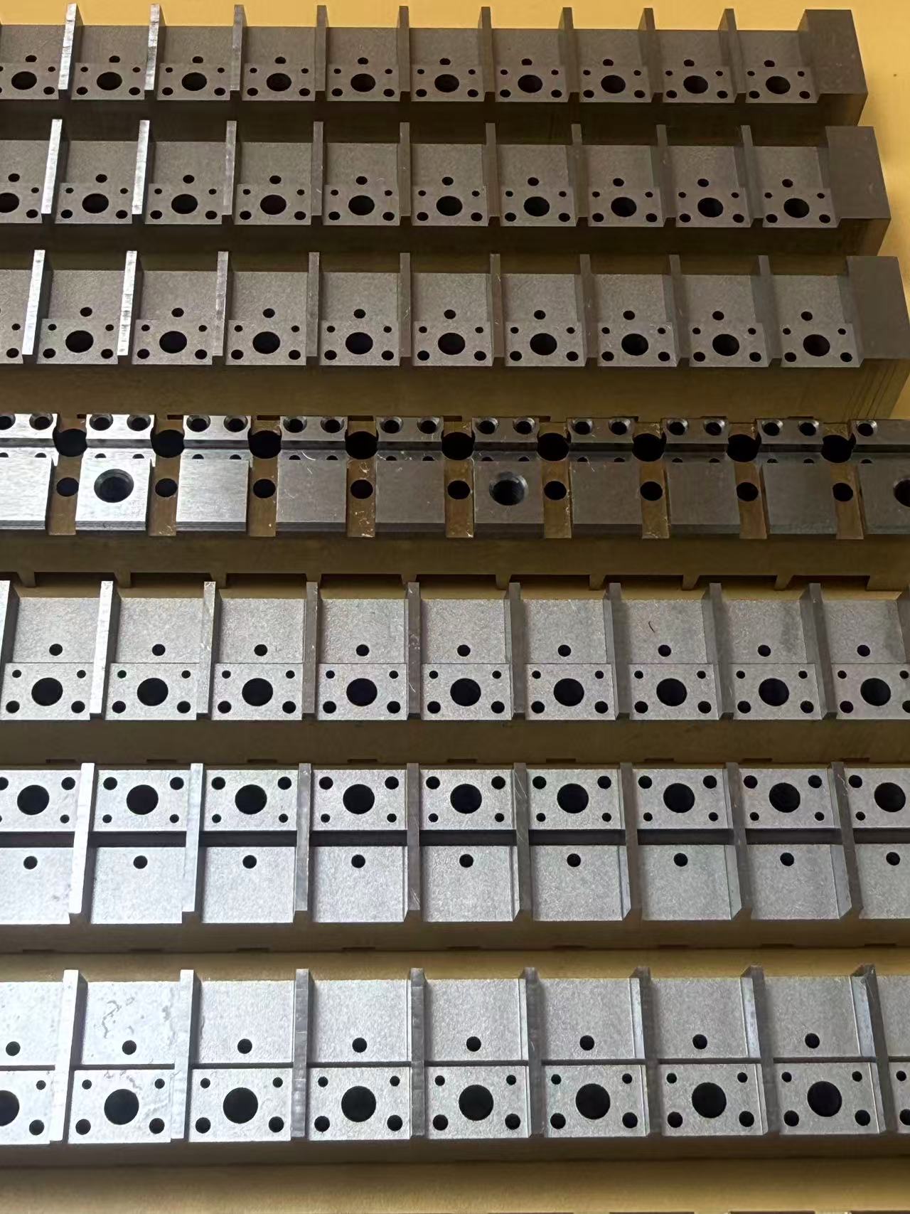 Каковы области применения обработки масляной резкой?